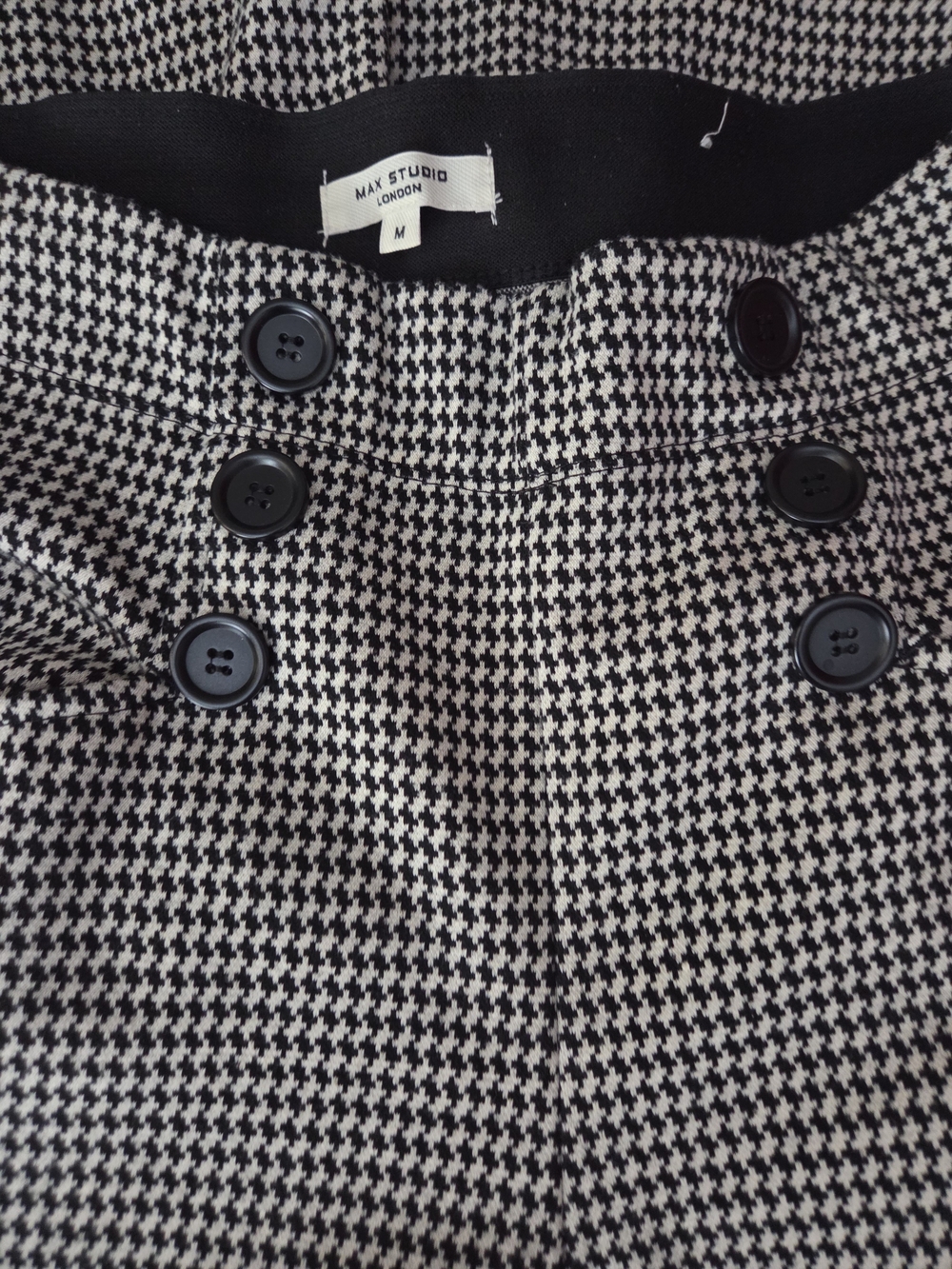 Max Studio Black & White Houndstooth High-Waist Button Skirt